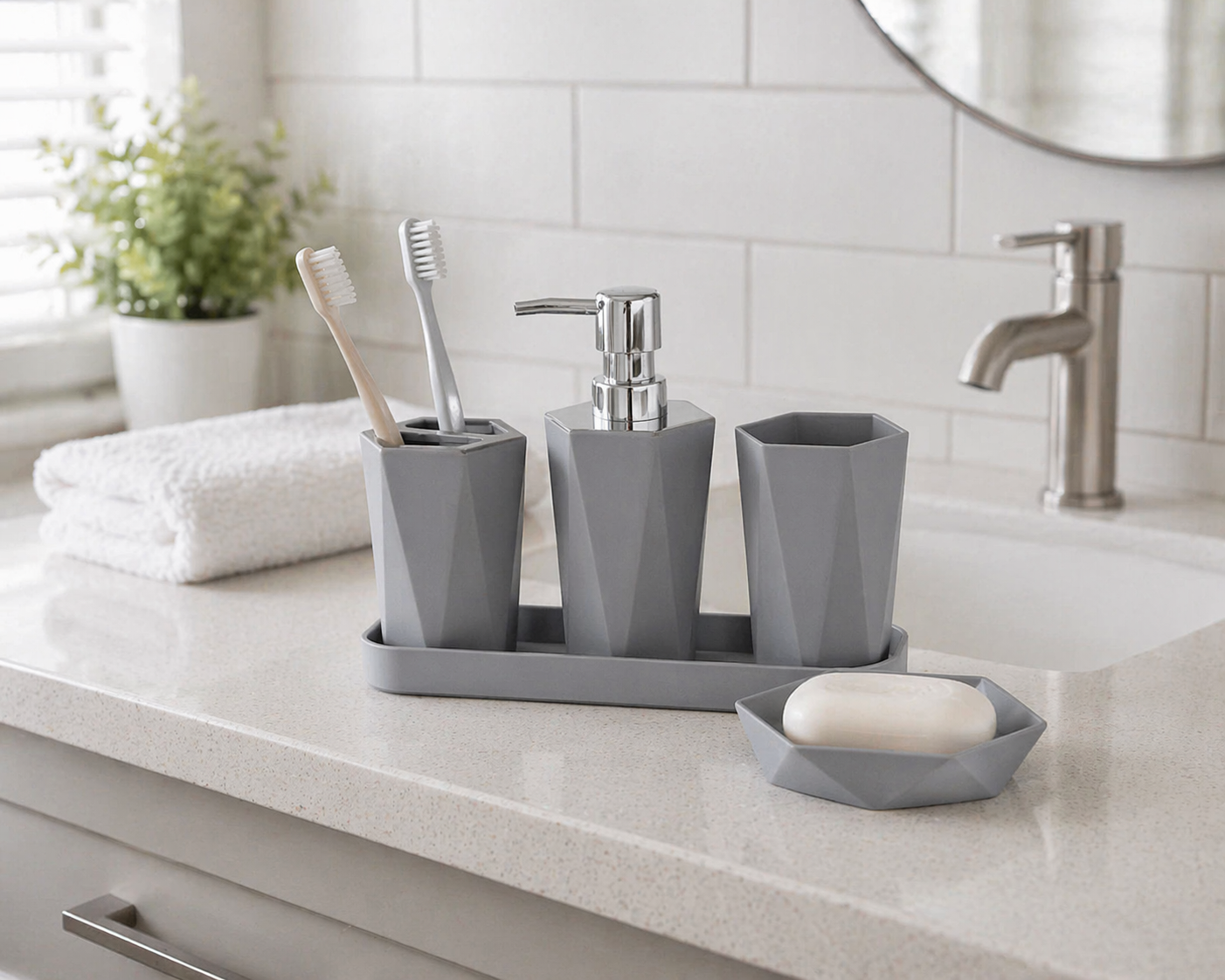 Black 5-Piece Bathroom Accessories Set